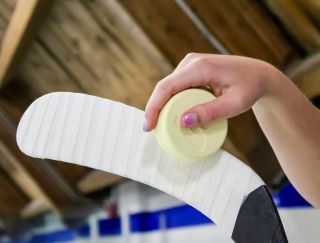 Říjen se blíží ke konci 🍂 Ale sezóna teprve začíná! 👉 www.howieshockeytape.cz #tape #cloth #clothtape #colored...